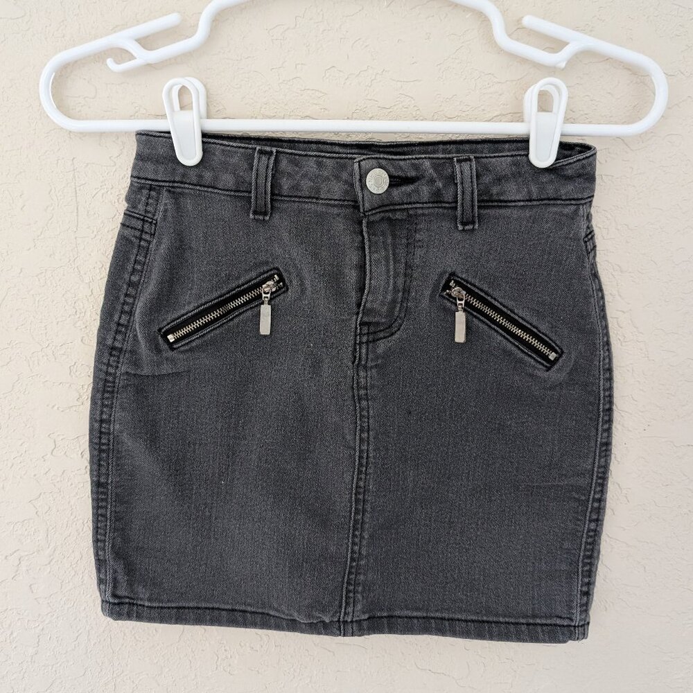 Vintage Guess Black Denim Mini Skirt Zippers Y2k 90s Emo Skater Size 24